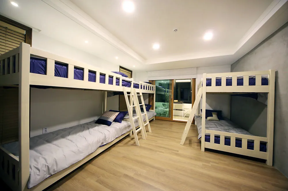 Guest House Pil Une - Hostel Seoul